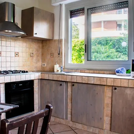 Lake Maggiore Apt ✦ Relax Accanto Alla Spiaggia Apartment Lisanza