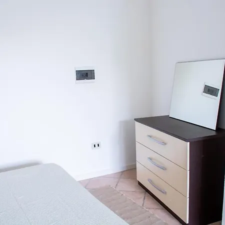 Apartment Lake Maggiore Apt ✦ Relax Accanto Alla Spiaggia *