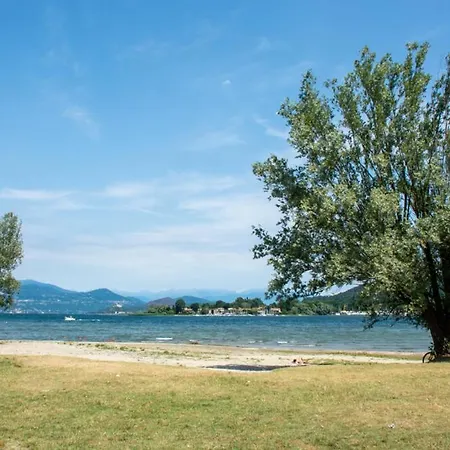 Lake Maggiore Apt ✦ Relax Accanto Alla Spiaggia Lisanza